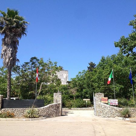 Masseria Lama Torre dell'Orso Kültér fotó
