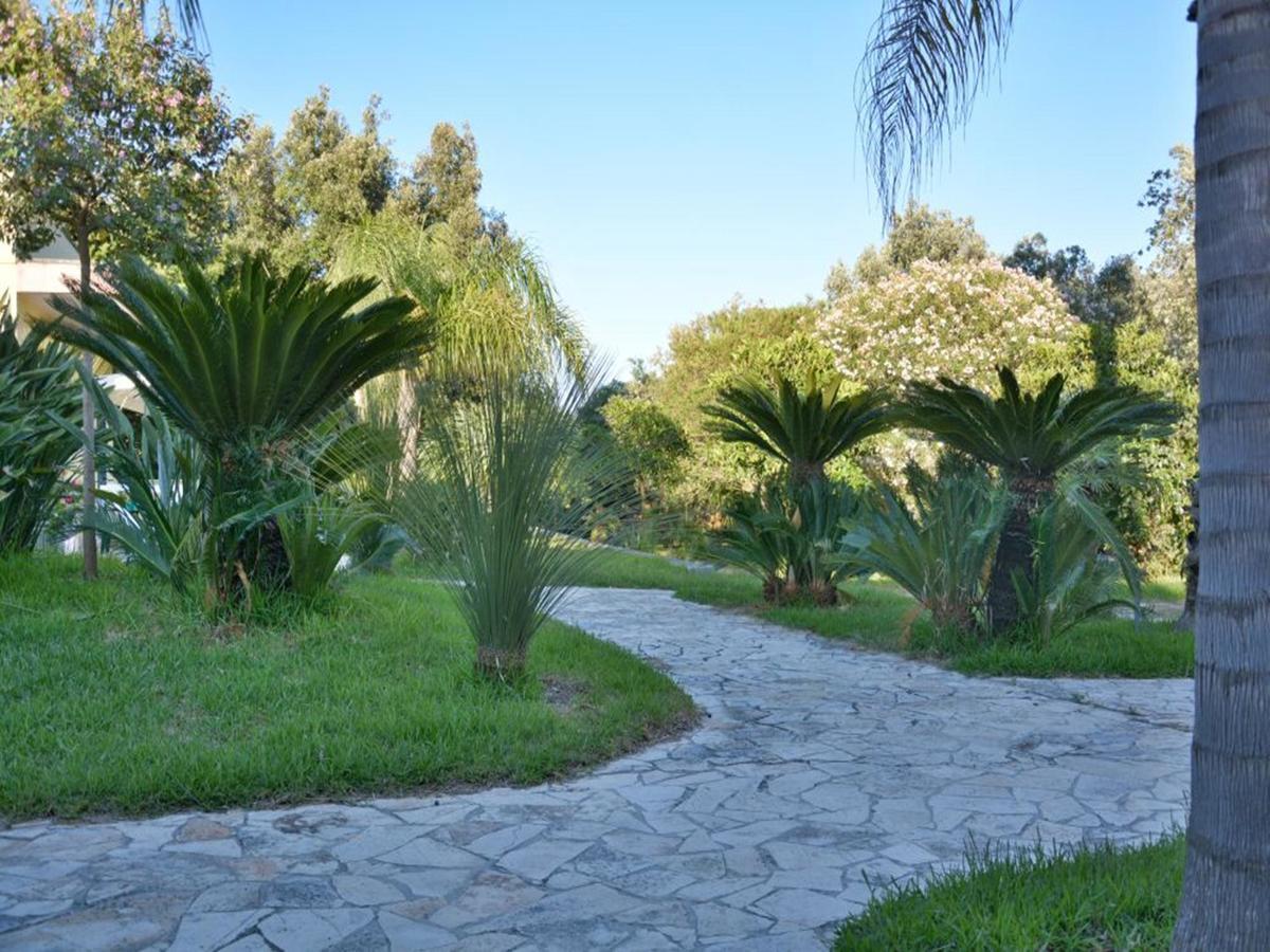 Masseria Lama Torre dell'Orso Kültér fotó